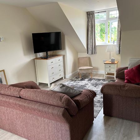 Studio Flat In Quiet Location นอตติงแฮม ภายนอก รูปภาพ