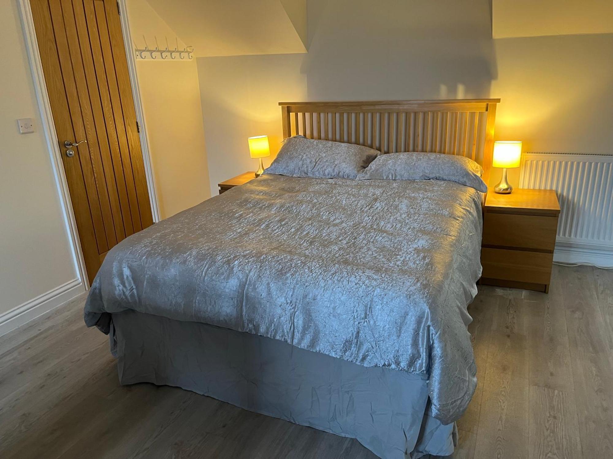 Studio Flat In Quiet Location นอตติงแฮม ภายนอก รูปภาพ