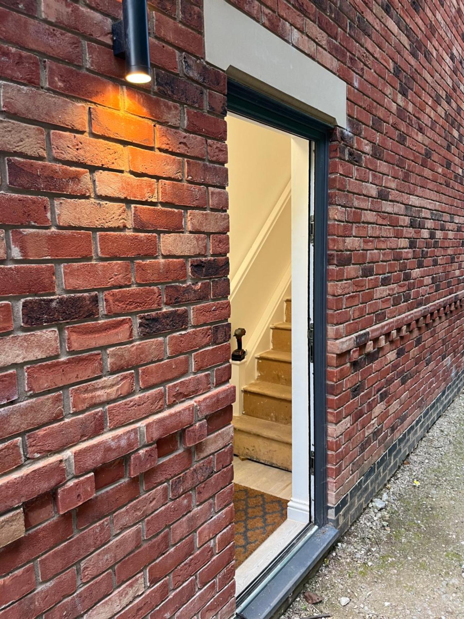 Studio Flat In Quiet Location นอตติงแฮม ภายนอก รูปภาพ