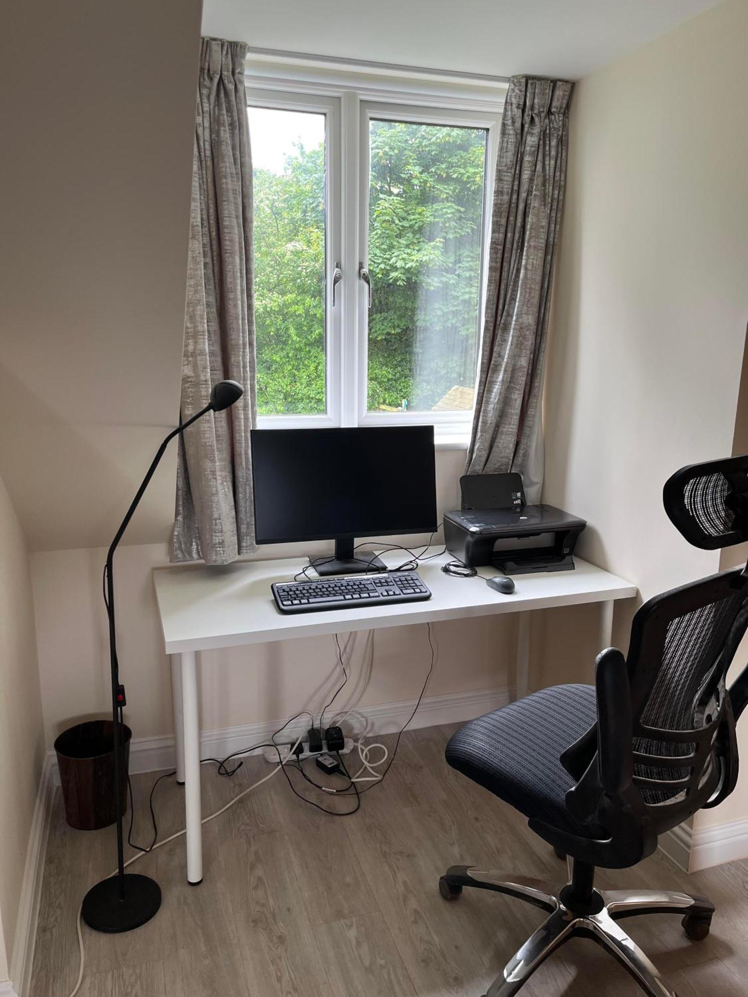 Studio Flat In Quiet Location นอตติงแฮม ภายนอก รูปภาพ